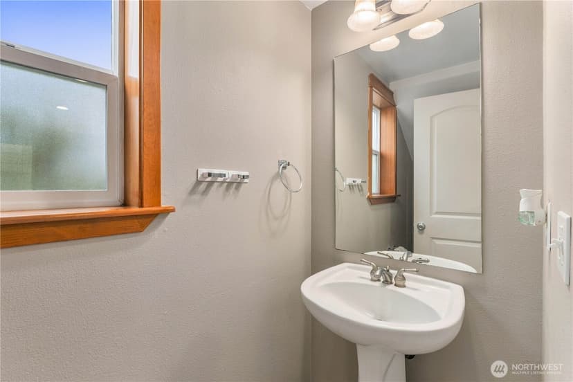 Property photo for 906 116th Place SE #3, Everett photo 15