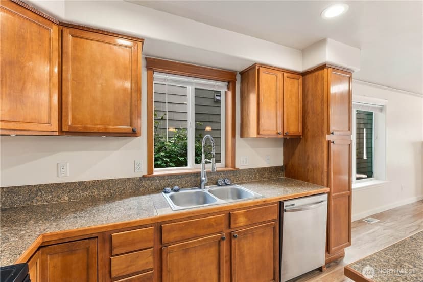 Property photo for 906 116th Place SE #3, Everett photo 14
