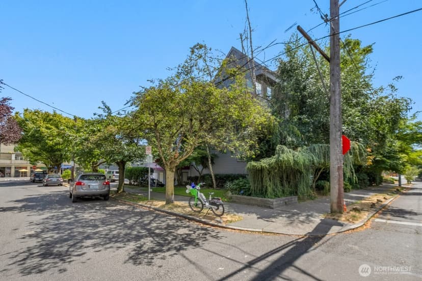 Property photo for 1455 E Harrison Street #C5, Seattle photo 29
