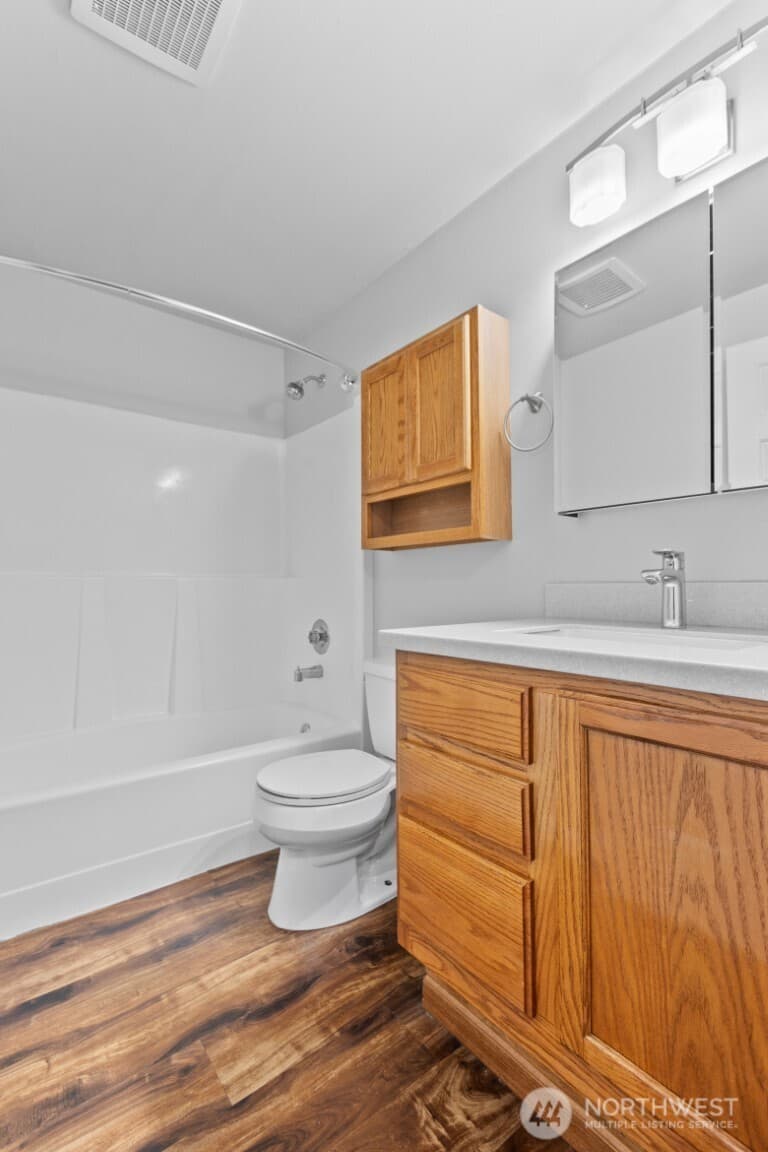 Property photo for 1455 E Harrison Street #C5, Seattle photo 22