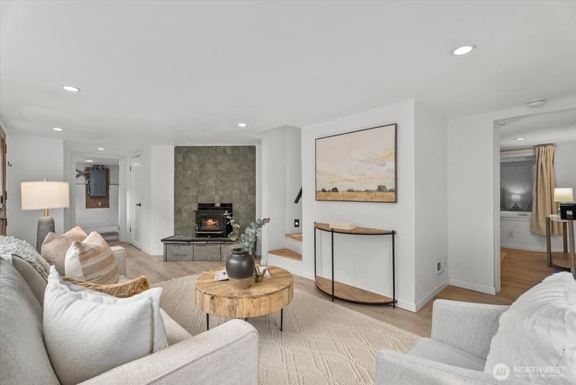 Property photo for 4503 NE 95th Street, Seattle photo 19