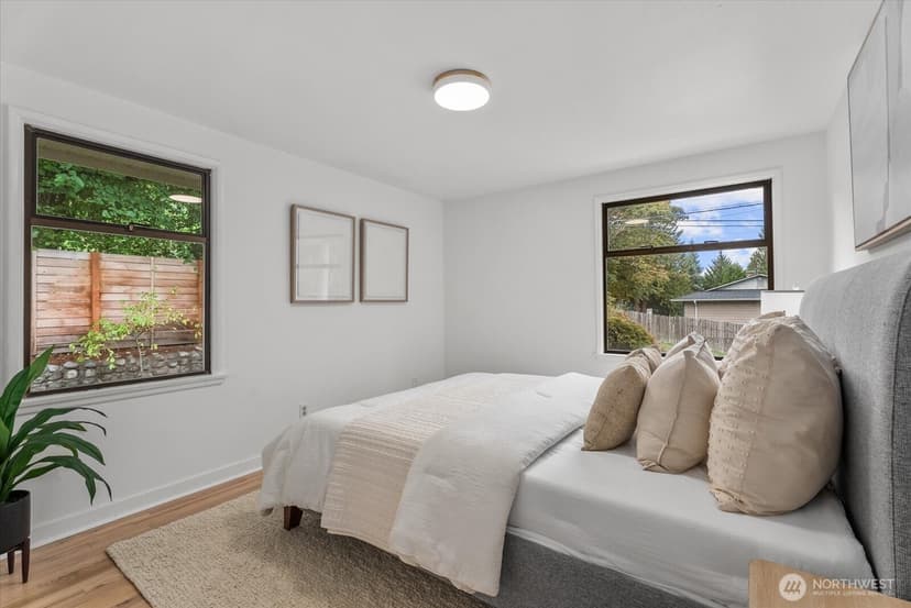 Property photo for 4503 NE 95th Street, Seattle photo 14
