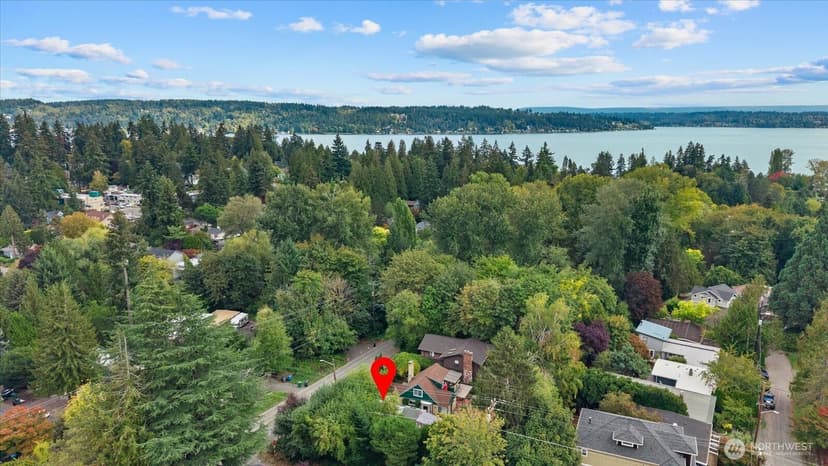 Property photo for 4503 NE 95th Street, Seattle photo 37