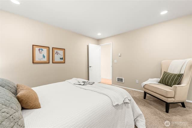 Property photo for 555 Prospect Street #1, Seattle photo 3