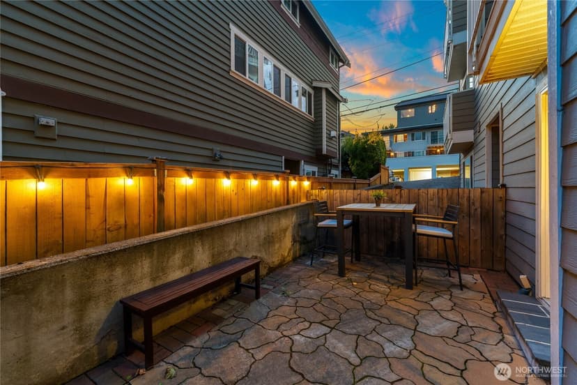 Property photo for 555 Prospect Street #1, Seattle photo 5