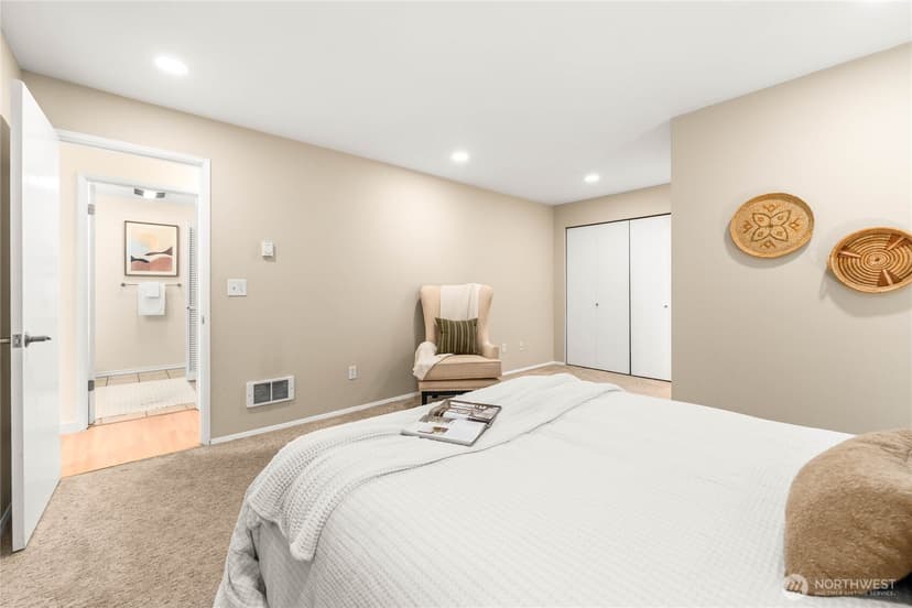 Property photo for 555 Prospect Street #1, Seattle photo 15