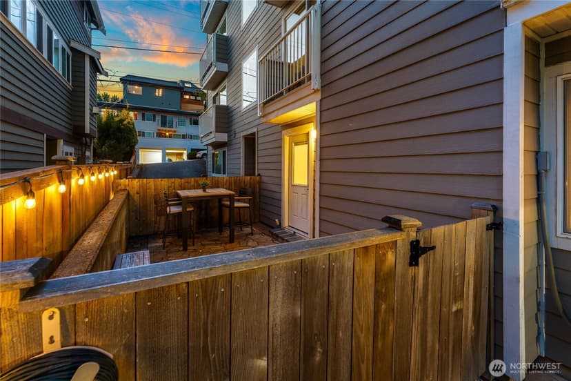 Property photo for 555 Prospect Street #1, Seattle photo 21