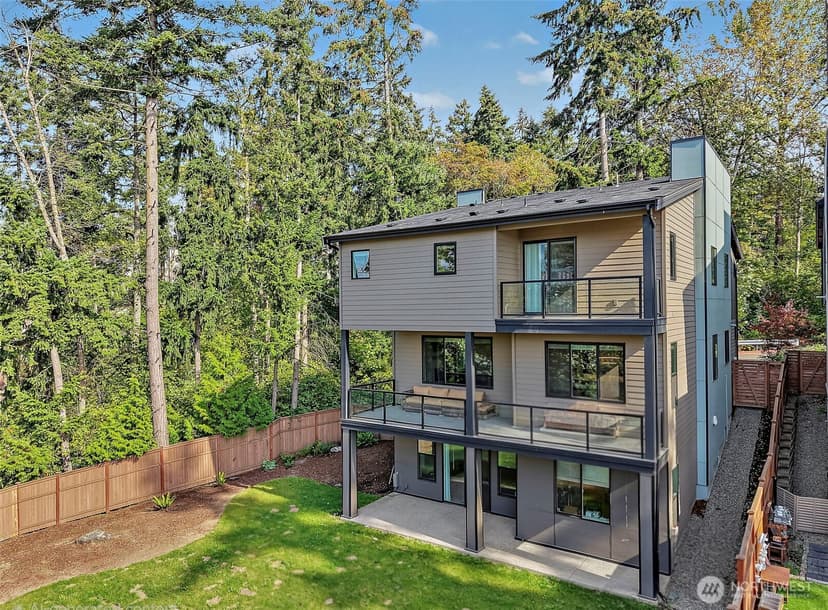 Property photo for 11030 SE 60th Lane, Bellevue photo 33