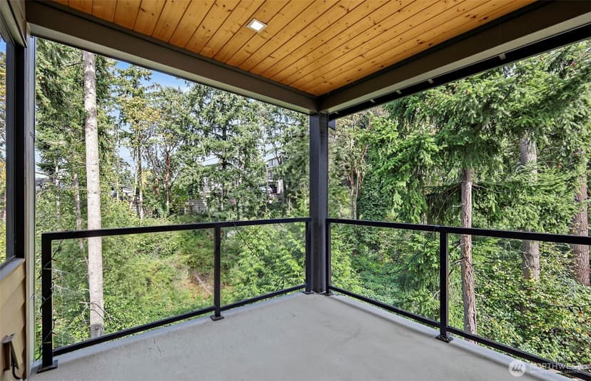 Property photo for 11030 SE 60th Lane, Bellevue photo 18