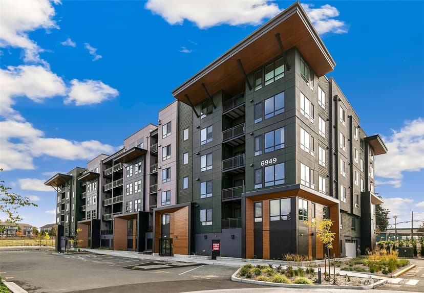 Property photo for 6949 NE 184th Lane #511, Kenmore