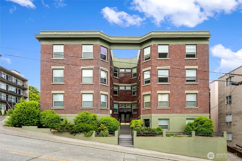 Property photo for 1012 Queen Anne Avenue N, Seattle