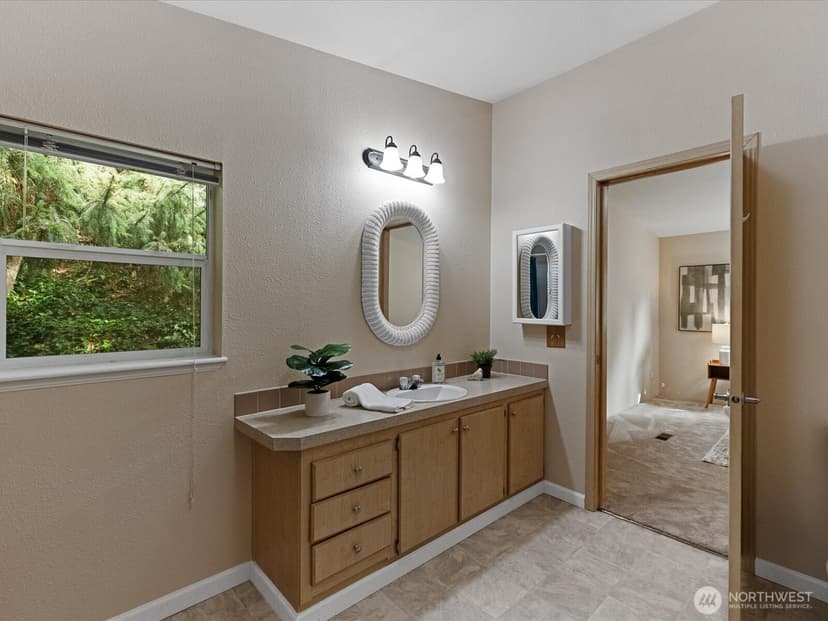 Property photo for 12608 NE Hollyhills Drive, Bothell photo 23