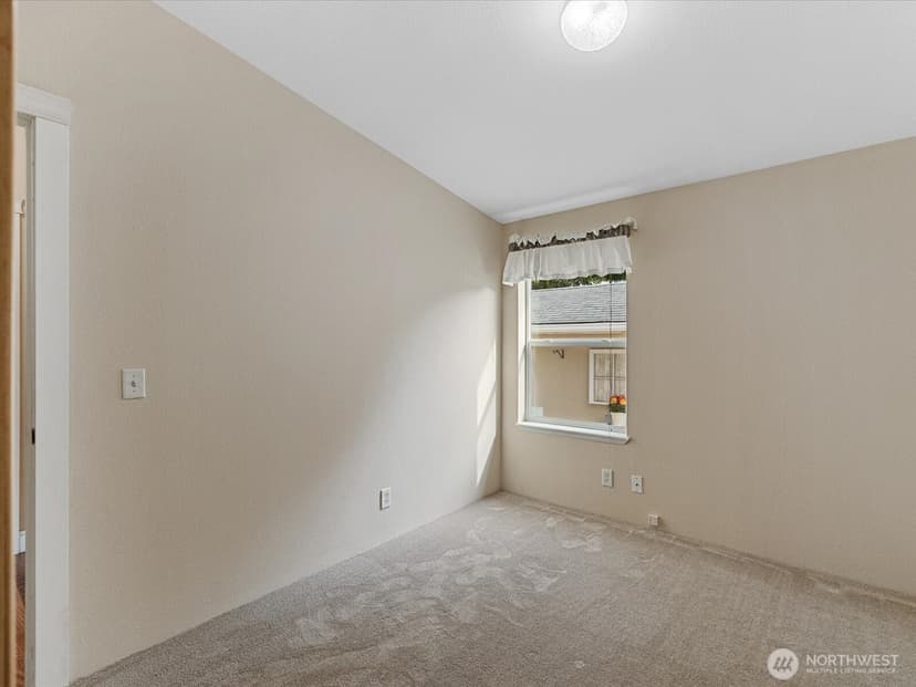 Property photo for 12608 NE Hollyhills Drive, Bothell photo 12