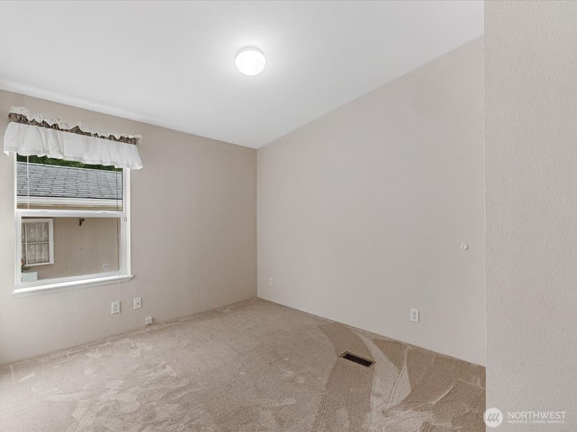 Property photo for 12608 NE Hollyhills Drive, Bothell photo 11