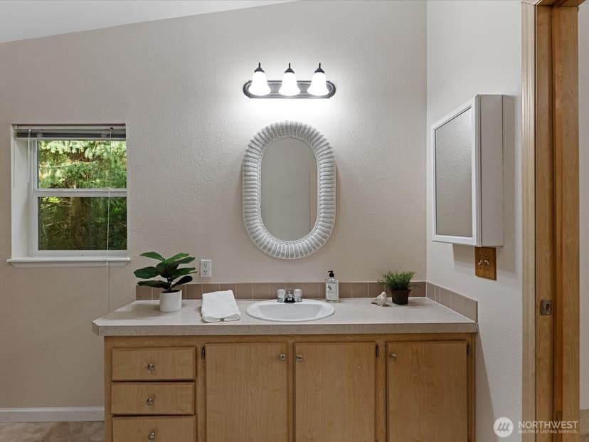 Property photo for 12608 NE Hollyhills Drive, Bothell photo 24