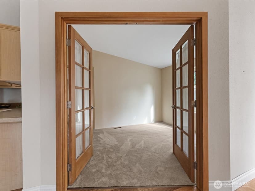 Property photo for 12608 NE Hollyhills Drive, Bothell photo 15