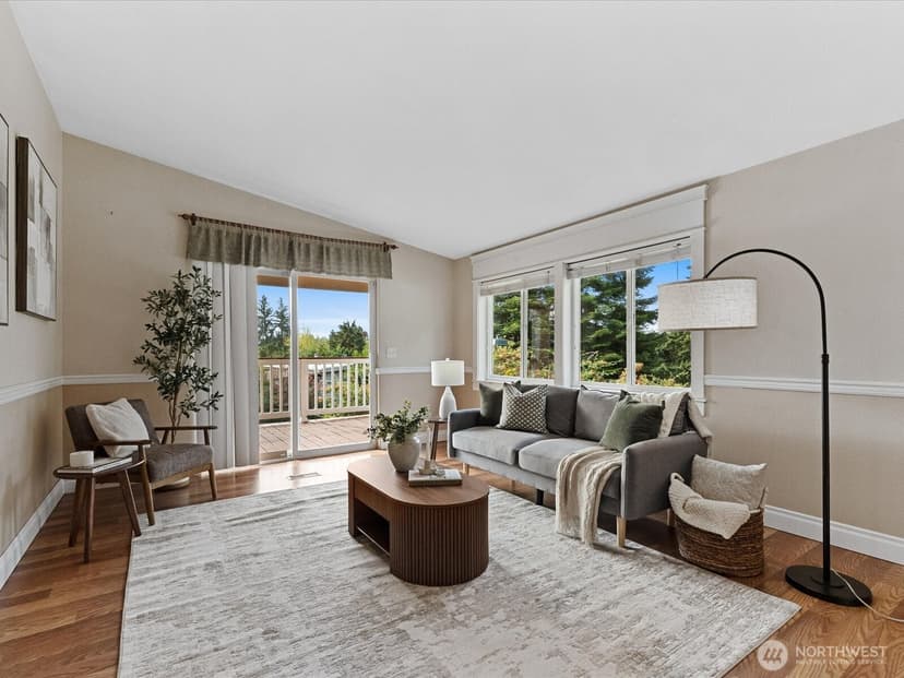 Property photo for 12608 NE Hollyhills Drive, Bothell photo 8