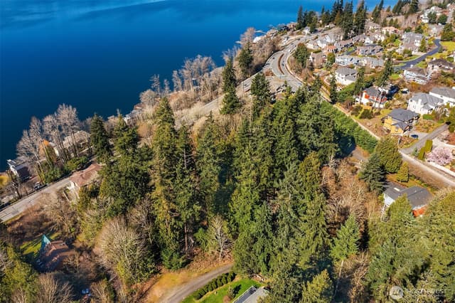 Property photo for 11 XX 205th Avenue NE, Sammamish photo 5