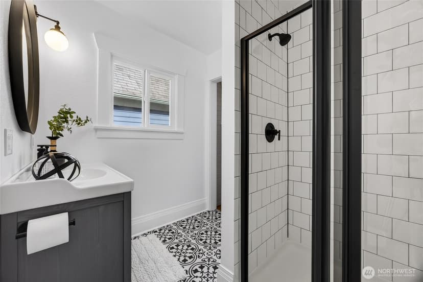 Property photo for 2320 McDougall Avenue, Everett photo 20