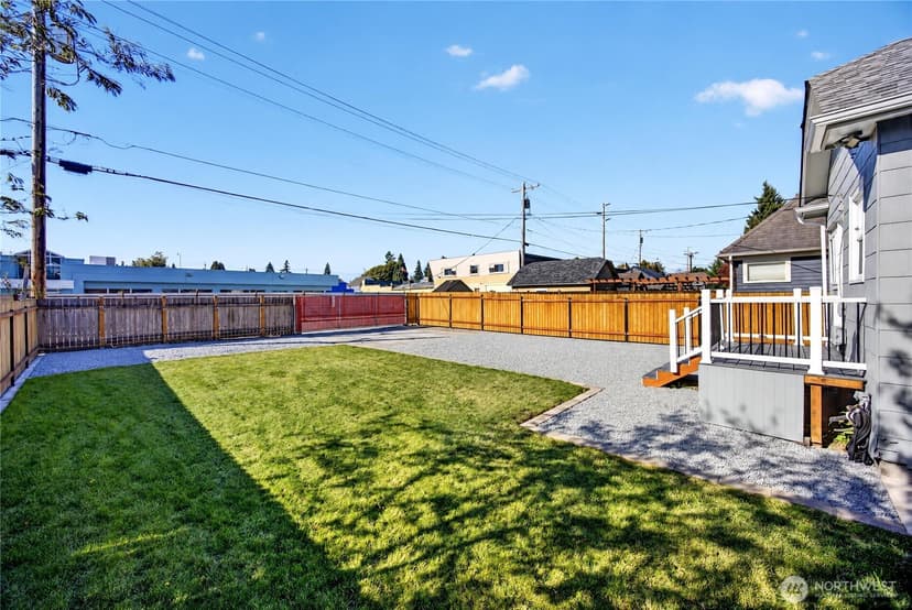 Property photo for 2320 McDougall Avenue, Everett photo 28