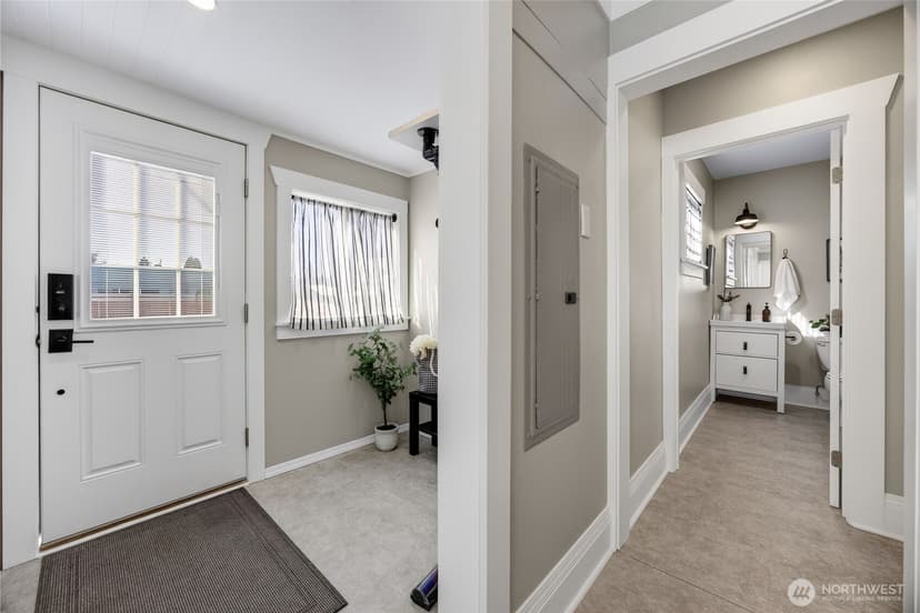 Property photo for 2320 McDougall Avenue, Everett photo 13
