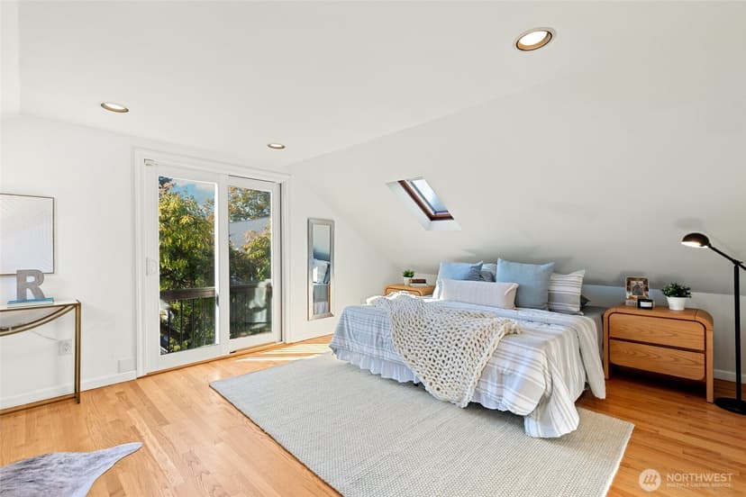 Property photo for 7711 Sunnyside Avenue N, Seattle photo 15