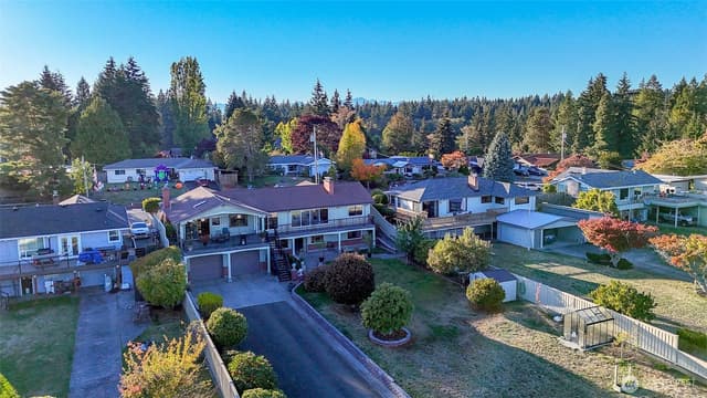 Property photo for 3218 Viewcrest Drive NE, Bremerton photo 3