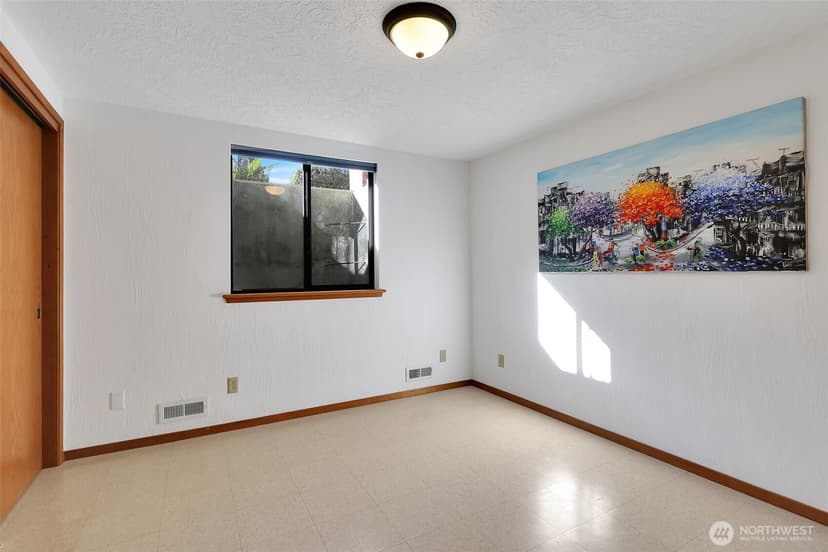 Property photo for 3218 Viewcrest Drive NE, Bremerton photo 29