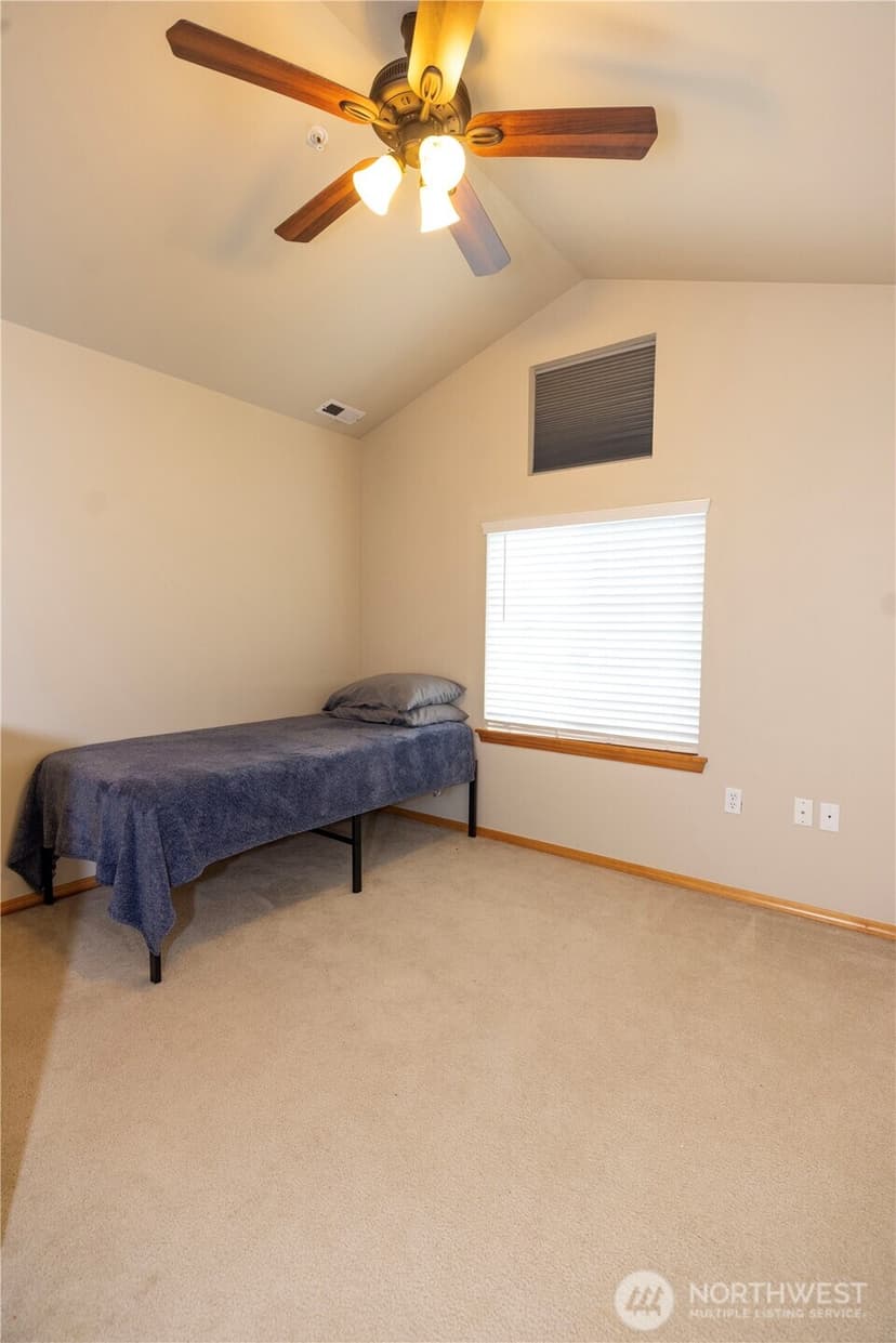 Property photo for 11556 170th Court, Renton photo 15