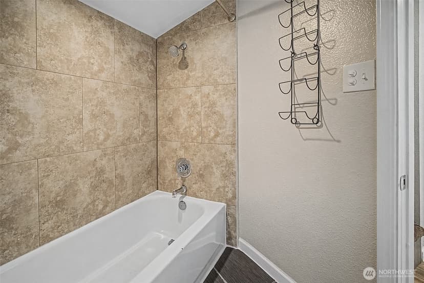 Property photo for 1251 S 230th Street, Des Moines photo 26
