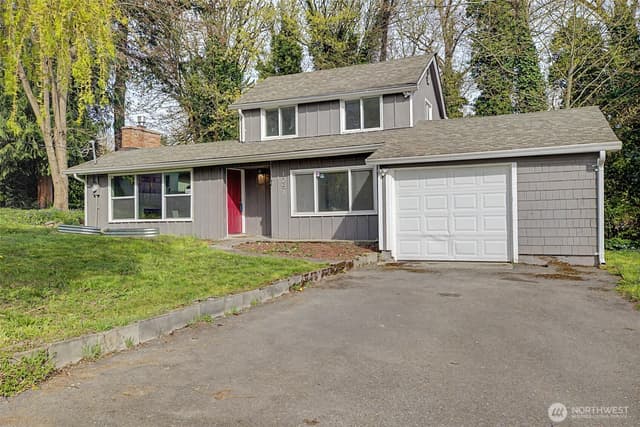 Property photo for 1251 S 230th Street, Des Moines