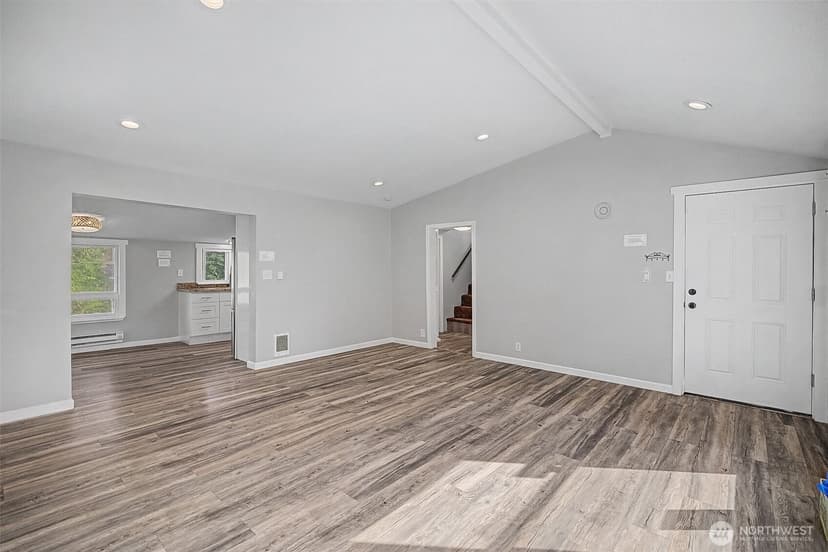 Property photo for 1251 S 230th Street, Des Moines photo 13