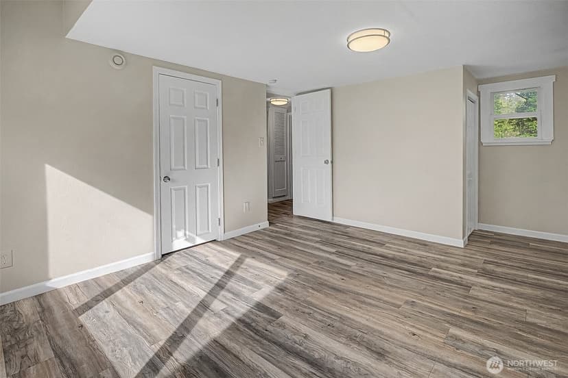 Property photo for 1251 S 230th Street, Des Moines photo 23