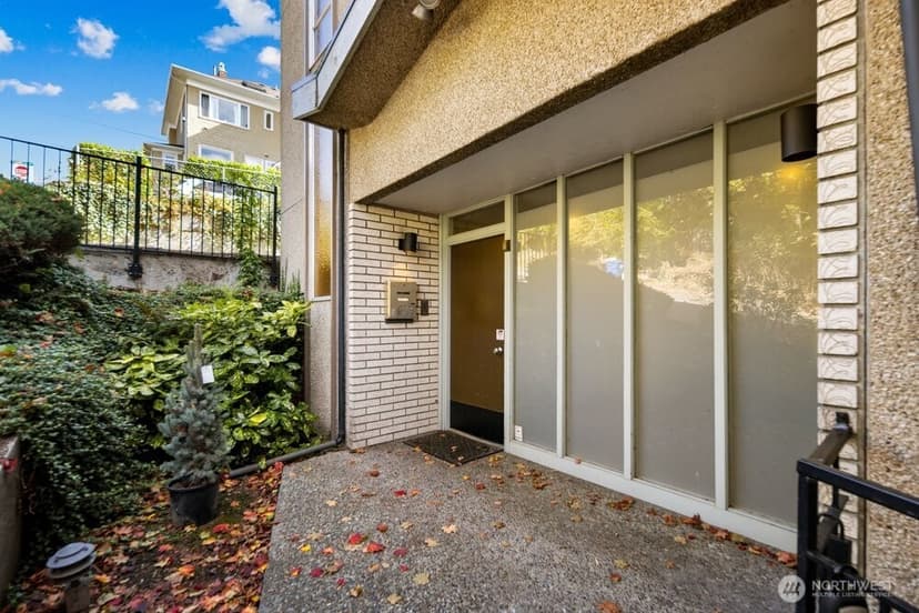 Property photo for 303 N 44th Street #203, Seattle photo 27