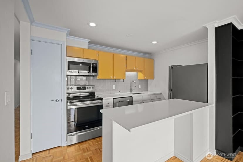 Property photo for 303 N 44th Street #203, Seattle photo 11