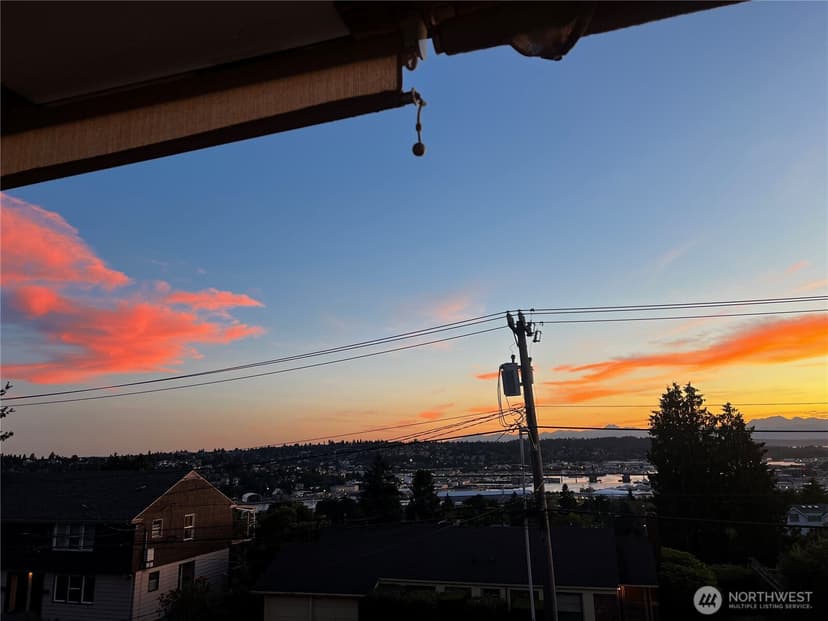Property photo for 303 N 44th Street #203, Seattle photo 40