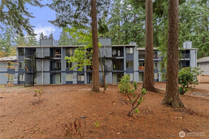 Property photo for 14020 Juanita Drive NE #B3, Kirkland photo 30