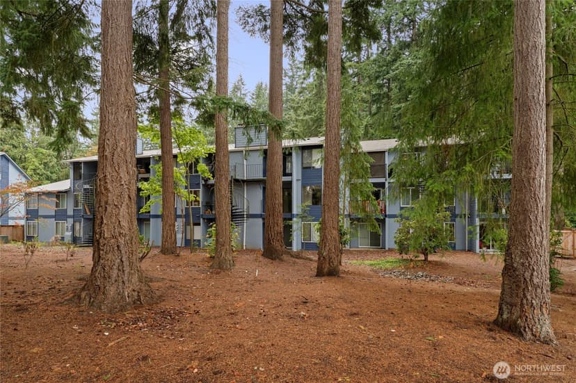 Property photo for 14020 Juanita Drive NE #B3, Kirkland photo 31