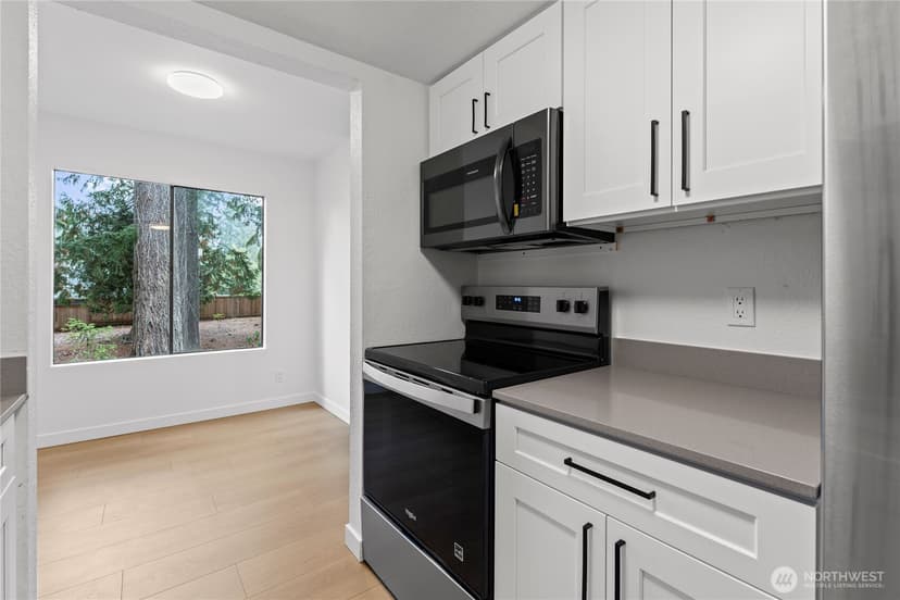 Property photo for 14020 Juanita Drive NE #B3, Kirkland photo 9