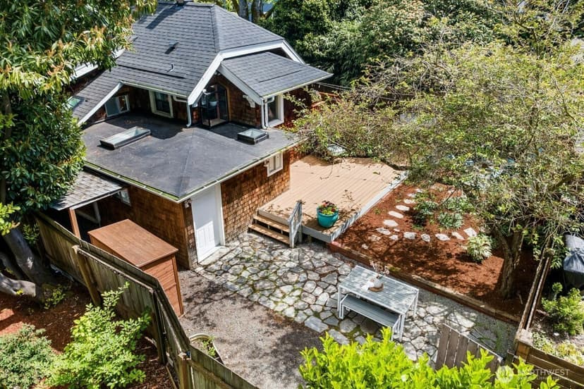 Property photo for 7141 47th Avenue SW, Seattle