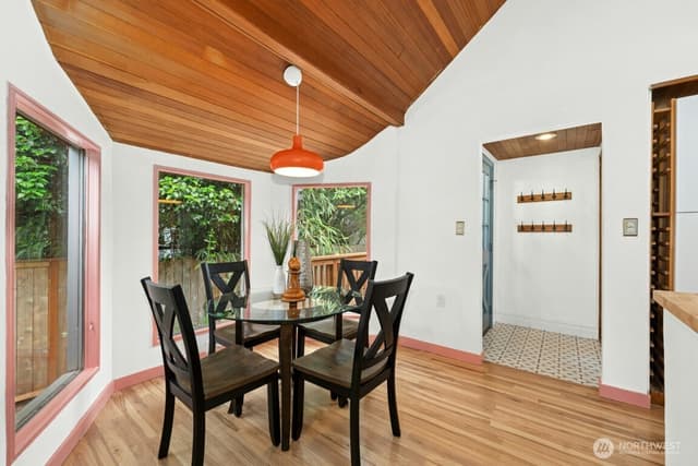 Property photo for 7141 47th Avenue SW, Seattle photo 5