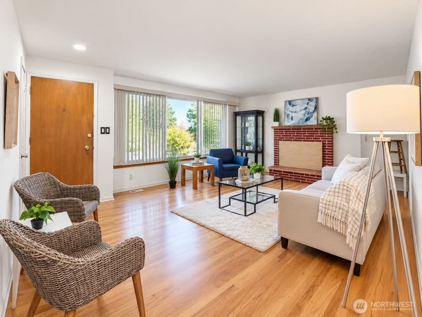 Property photo for 851 SW 116th Street, Seattle photo 6