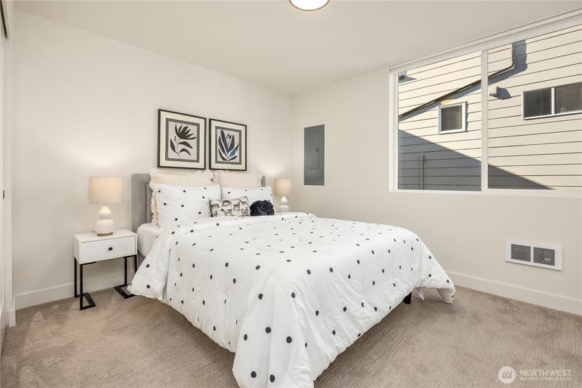 Property photo for 4515 Sunnyside Avenue N #B, Seattle photo 10