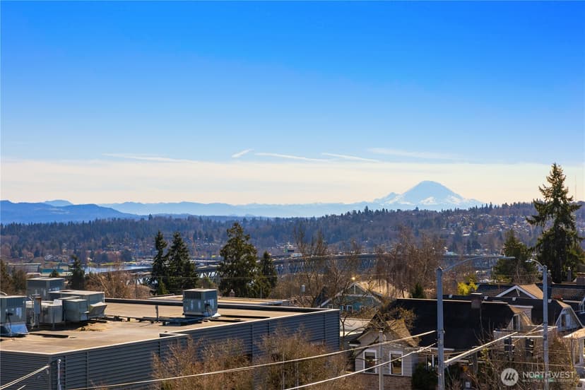 Property photo for 4515 Sunnyside Avenue N #B, Seattle photo 22
