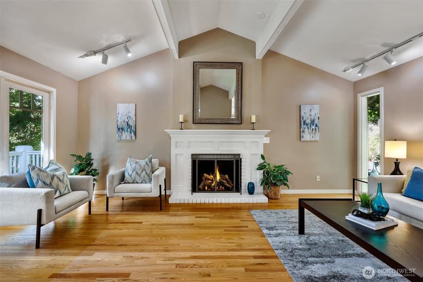 Property photo for 6720 W Mercer Way, Mercer Island photo 5
