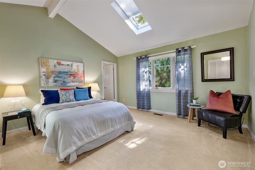Property photo for 6720 W Mercer Way, Mercer Island photo 17