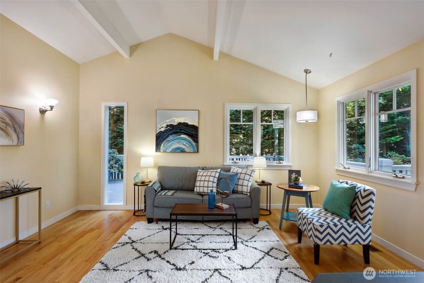 Property photo for 6720 W Mercer Way, Mercer Island photo 14