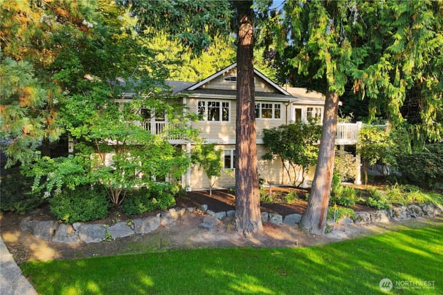 Property photo for 6720 W Mercer Way, Mercer Island