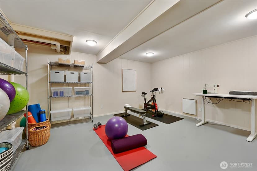 Property photo for 6720 W Mercer Way, Mercer Island photo 30
