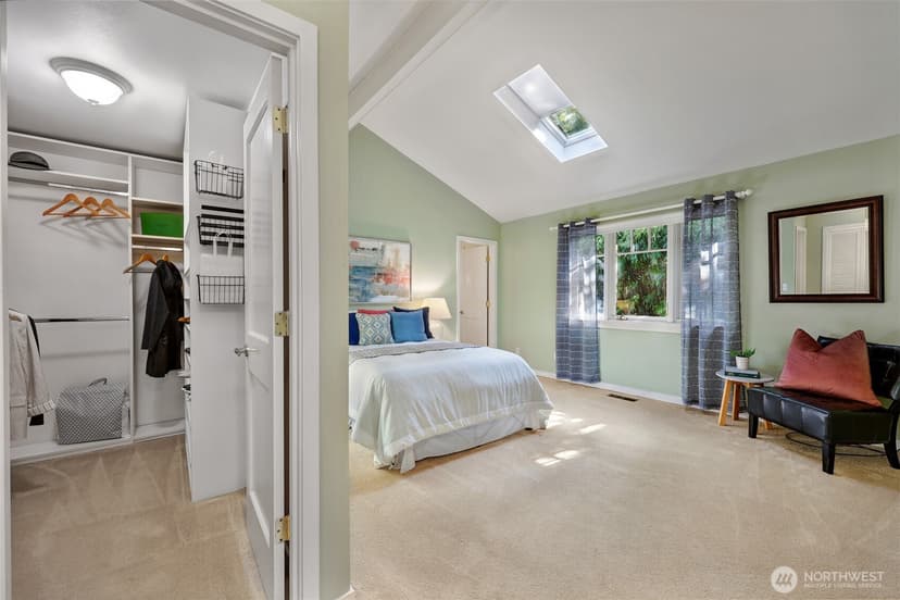 Property photo for 6720 W Mercer Way, Mercer Island photo 19